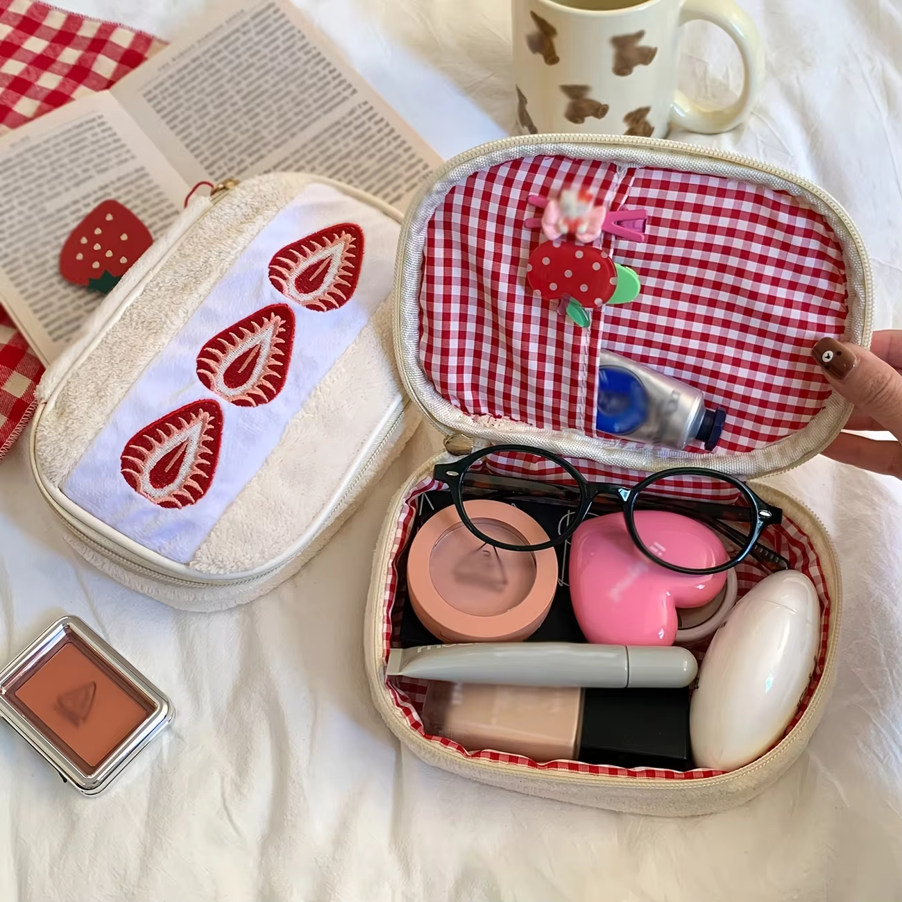 1Pc Strawberry Embroidery Makeup Bag with Checkered Lining Portable Cosmetic Pouch Cute /Korean Style Embroidered Bag for Travel - AliExpress 1524