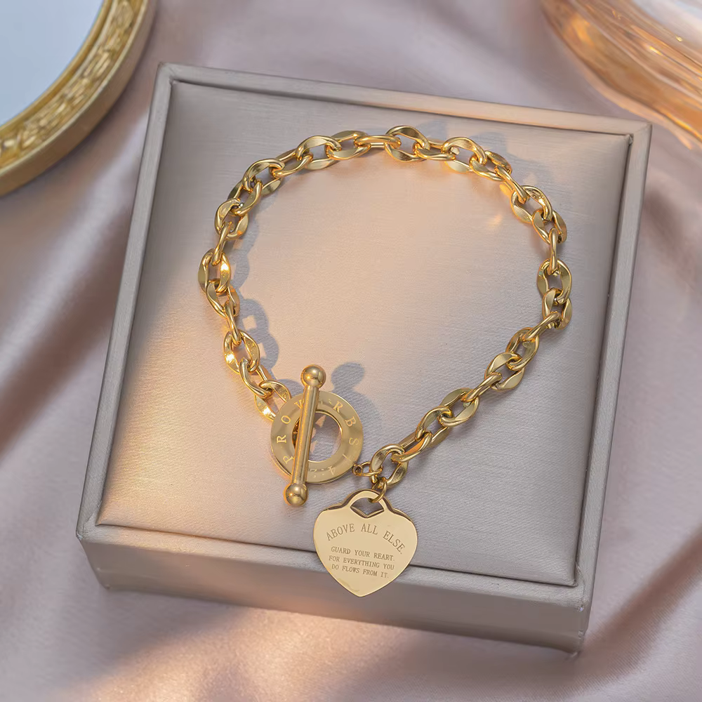 Heart Charm Link Chain with OT Toggle Clasp – Elegant Stainless Steel for Women Bracelet Jewelry